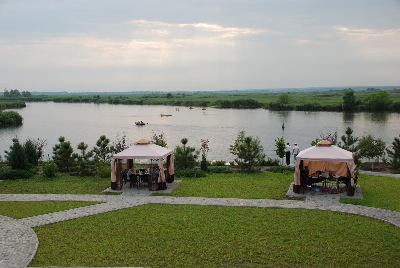 Ostrov River Club Novoselovka  Exterior photo